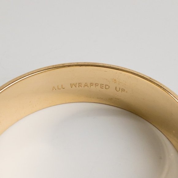 Kate Spade Enamel All Wrapped Up Bangle Cuff Bracelet Black White Enamel - Picture 8 of 9